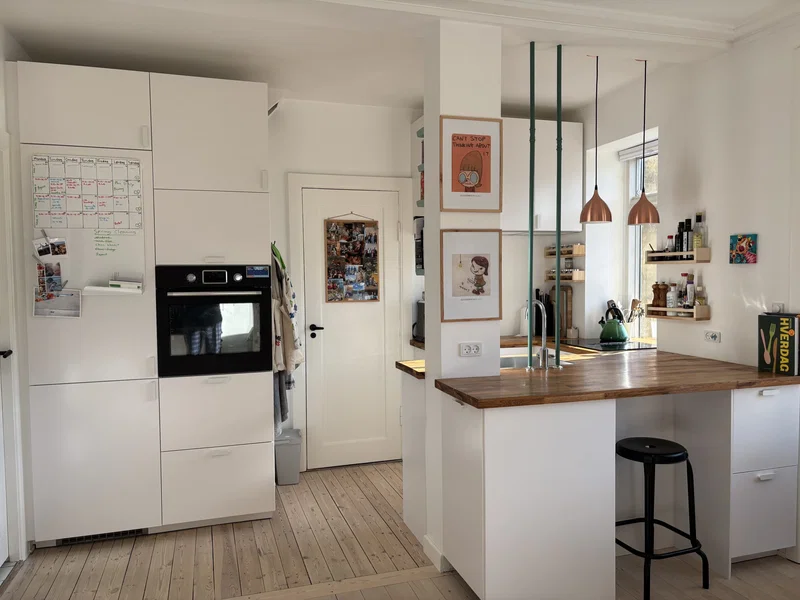 Skøn, lys, stille og billig andelsbolig på Christianshavn