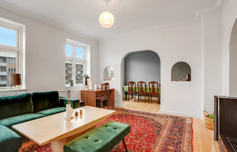 Charmerende andelsbolig med skøn atmosfære i Øgadekvarteret