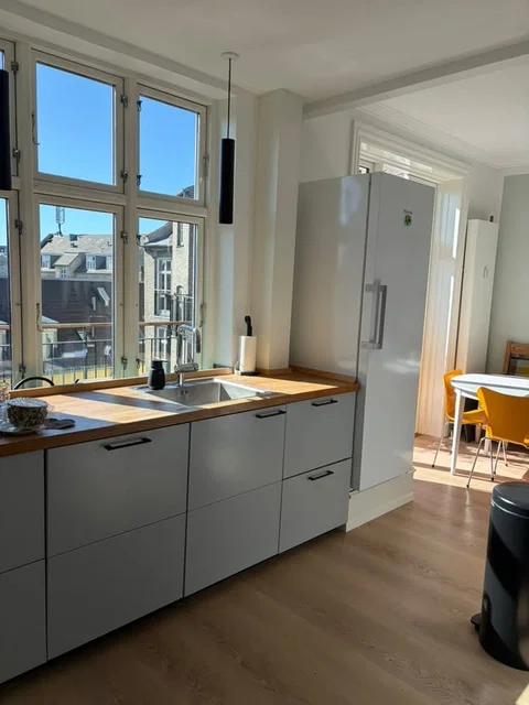 136 m² andelslejlighed på Frederiksberg byttes