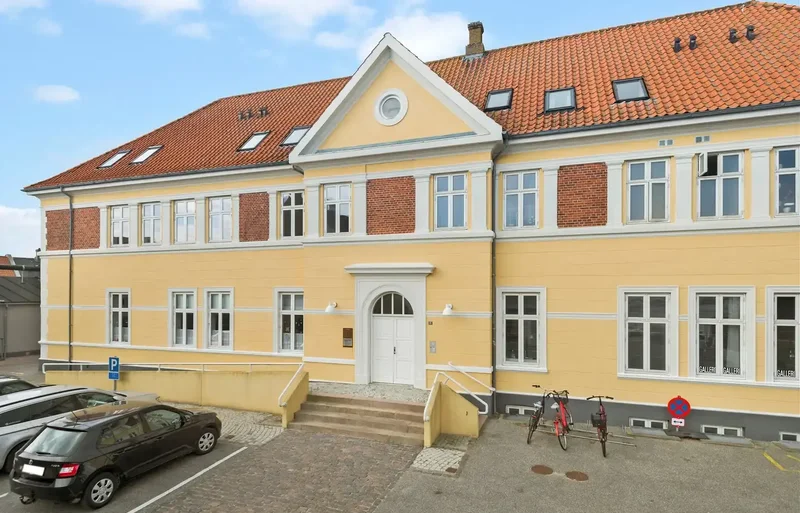 Flot og velbeliggende andelslejlighed