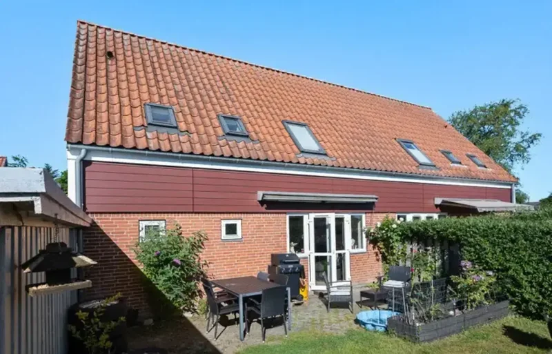 Rummelig andelsbolig 99 m² med terrasse og god have