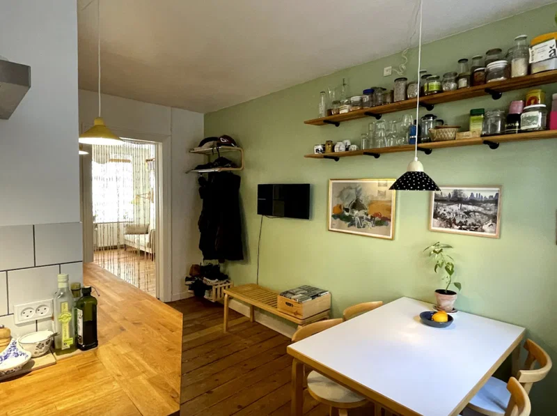 2,5 værelses lejlighed på Nørrebro lige ved Søerne!