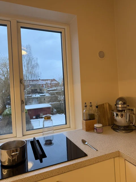 Skøn lejlighed i Vanløse – ved Damhussøen tæt på frb og Valby