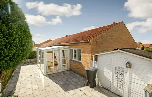 VELKOMMEN TIL SKÆRING PARKVEJ 106 - EN SKØN OG VELINDRETTET ANDELSBOLIG I  HJERTET AF EGÅ