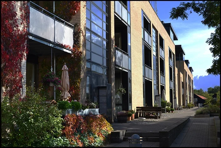 Christianshavn/Holmen, Lys 3 værelses, Ejendom fra 2007, Elevator, altan, o.s.v
