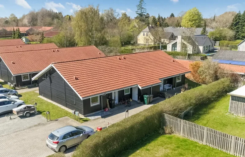 Lys og velindrettet andelsbolig med stor solrig terrasse