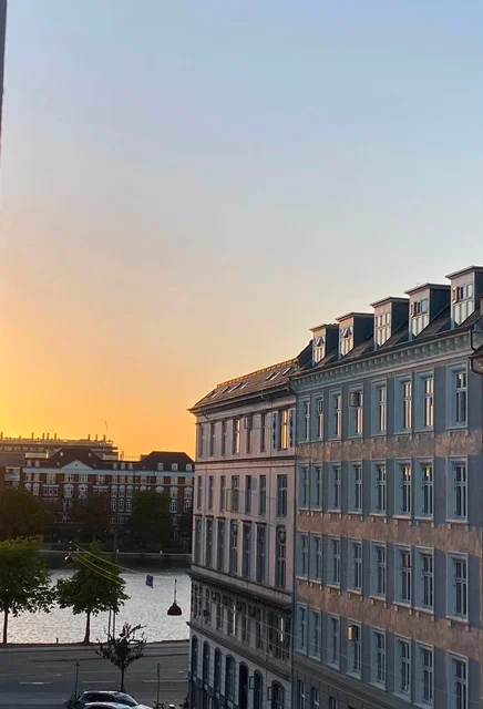 Bytte: 3V andel 81 m² m. altan ved Søerne, Kbh K